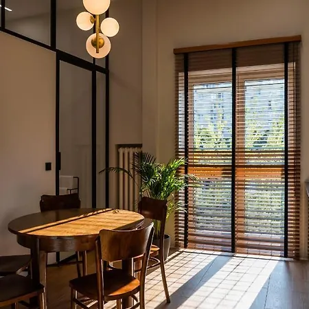 Palace Of Culture Loft Apartment Warsaw