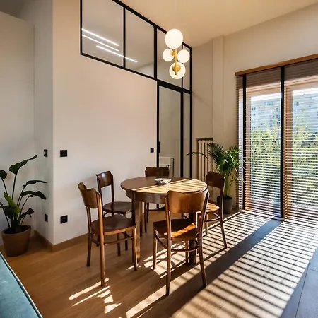 Palace Of Culture Loft Apartment